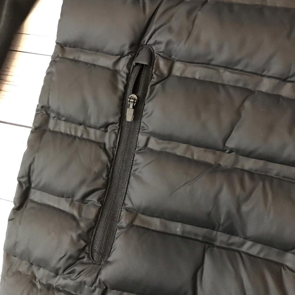 3⬇️ Women’s Under Armour Storm Fitted Jacket - Picture 3 of 8